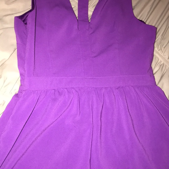 Dress - Picture 4 of 5
